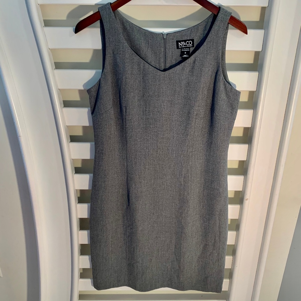 2/$30 NY & Co Gray Sleeveless Sheath Dress